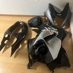 GSX1300R 隼 GW71A カウル類 補修ベース