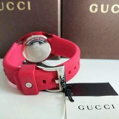 新品】GUCCIラバーベルト腕時計SYNCレディース保証書YA137303赤