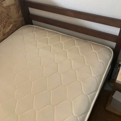 【無料】シングルベッドとベッドマット