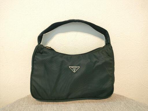 PRADA 　プラダ　トライアングルロゴ　ナイロン　ミニバッグ　ハンドバッグ