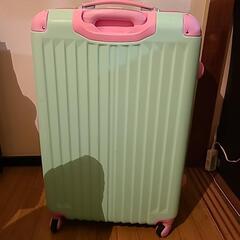 スーツケース　パステルグリーン
