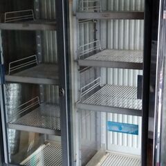 コカ・コーラの冷蔵庫（業務用）