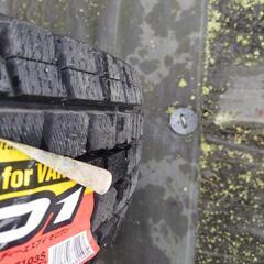 未使用スタッドレス200ハイエース