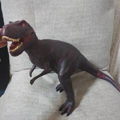 ティラノサウルス　プニプニ？素材