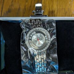 ディズニー腕時計　２０周年記念の年に発売されていた腕時計　一個かぎり