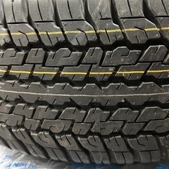 ハイラックス　新車外し夏タイヤ