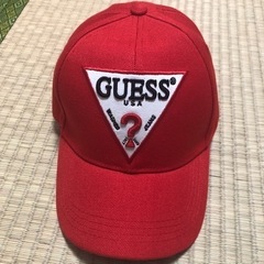 guess キャップ　レッド
