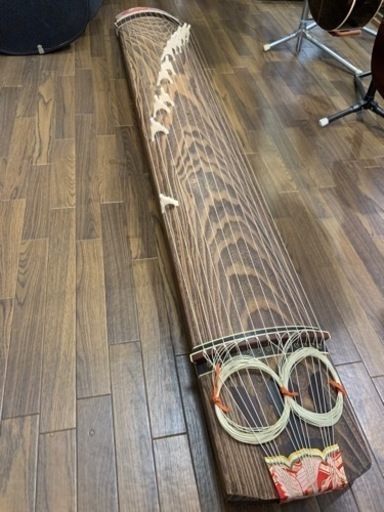 琴　13弦　中古