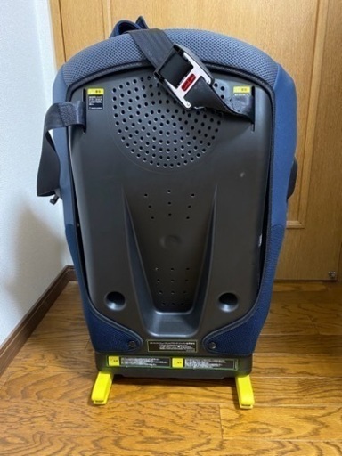 美品　アップリカ　フォームフィット　セーフティプラス　ISOFIX