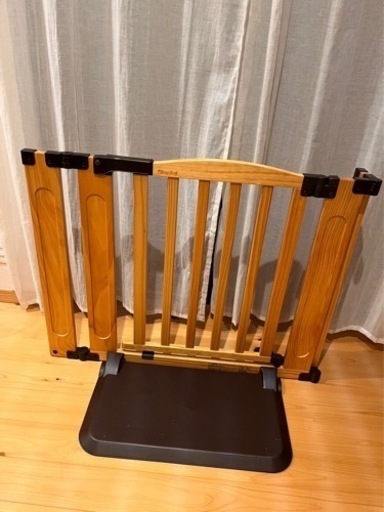 【取りに来て頂ける方に】ベビーゲート　おくだけとおせんぼ