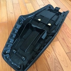 ヤマハ　トリッカーシート新品未使用