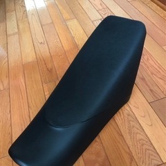 ヤマハ　トリッカーシート新品未使用