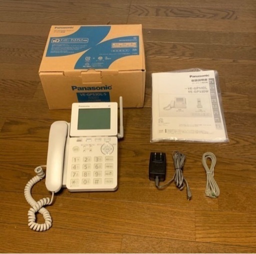 新品未使用】 パナソニック KX-FKN526-W 増設子機 充電器・充