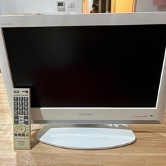 液晶テレビ　東芝　19型