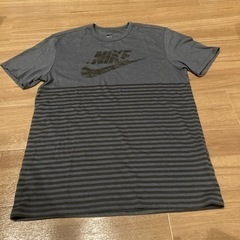 NIKE Tシャツ