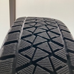 スタッドレスタイヤ　ブリヂストン　BLIZZAK 235/65/R18