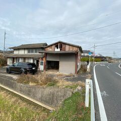 【契約者さん、決まりました！】（「今は」廃墟ですシリーズ）岡山県久米郡美咲町錦織・修繕必須ですが倉庫＆巨大な庭付き平屋の戸建て物件！！ 倉庫＆事務所として使うのもあり！？ - 久米郡