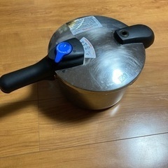 5.5L圧力鍋あげます