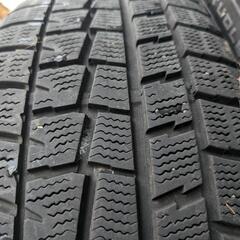 スタッドレスとプリウスαの純正ホイール