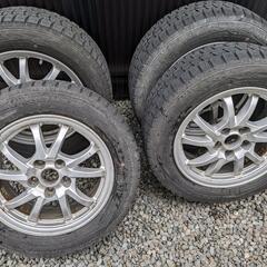 スタッドレスとプリウスαの純正ホイール