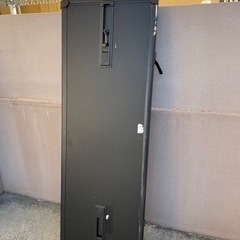 ハイラックス用　折りたたみ式ハードトノカバー