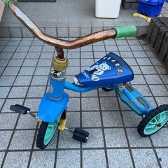 三輪車