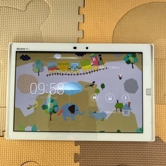 タブレット　ARROWS TAB  f-03g