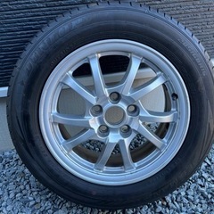 タイヤホイルセットです