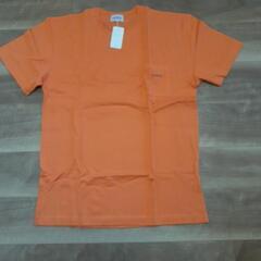オレンジ色　Tシャツ　GUESS
