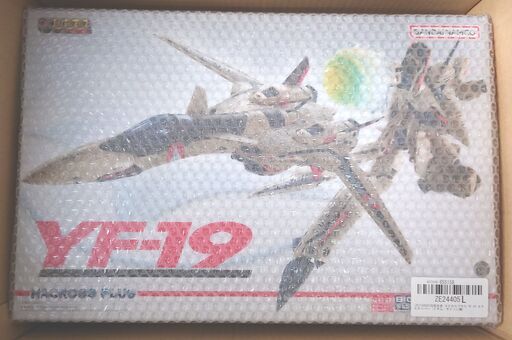 新品未開封 DX超合金 YF-19 エクスカリバーイサム・ダイソン機