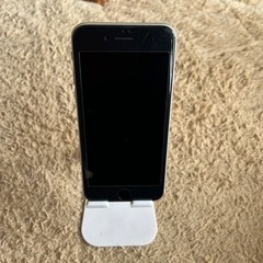 携帯　iPhone  SE第二世代　128 ホワイト　美品　値下げ❗️
