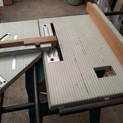 マキタの電動丸ノコ盤(完動品)　