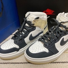 昨日購入しました　WMNS AIR JORDAN 1 ELEVA...