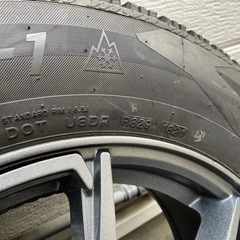 【取引決定】スタッドレスタイヤ