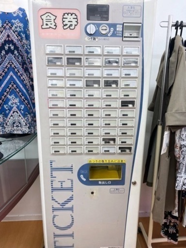 食券機　券売機　什器　店舗