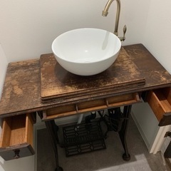 アンティークミシン台リメイク手洗いカウンター