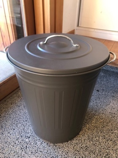 イケア　ごみ箱　40L (年内処分予定)