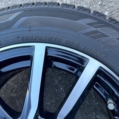 15インチ　ホイール付きスタッドレスタイヤ　極美品