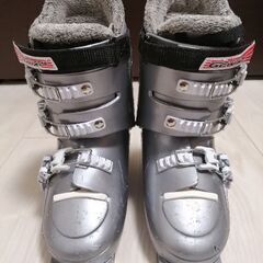 子供スキー靴【GENIX】インナー実寸21.5センチ（外寸260mm）