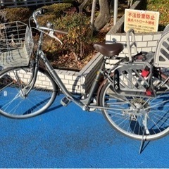 美品・走行小・屋根付保管】ママチャリ26インチ 外装6段自転車 オート  