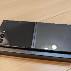 Galaxy - Galaxy Z Flip5 au 256GB グラファイト黒 美品 Galaxy Z Flip5 au 256GB グラファイト黒 美品