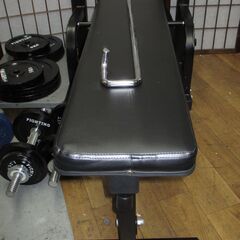 R512ファイティングロード 折り畳みベンチ、ダンベル4個 セット、Used・美品