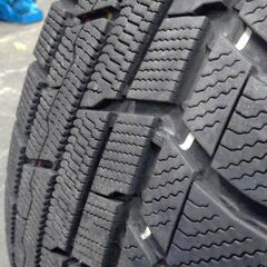 ｱﾙﾌｧｰﾄﾞ 30後期 純正 225/60R17 ｽﾀｯﾄﾞﾚｽﾀｲﾔ・ﾎｲｰﾙｾｯﾄ(中古) 4本