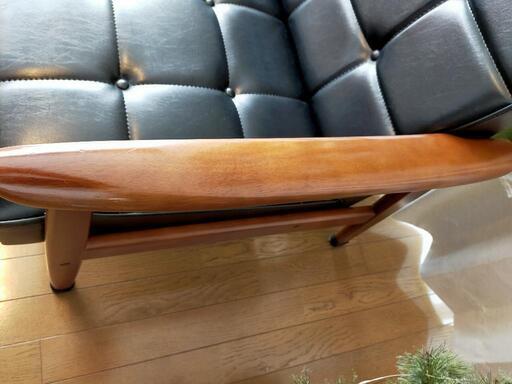 美品】カリモク60 kチェア2シーター ブラック 直接引取 神戸市 - 2人  