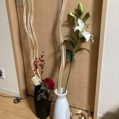 【花瓶＋造花セット】300円