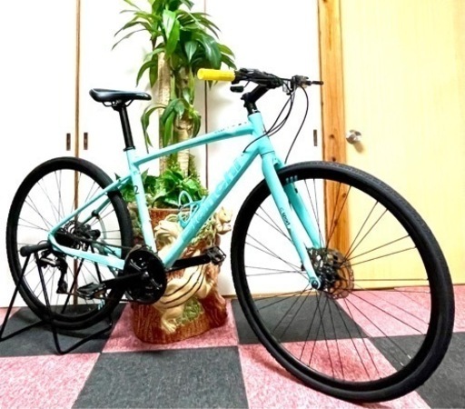 Bianchi C Sport-2 ]クロスバイク.軽量アルミボディ.前後油圧ディスク.3X8 24段.