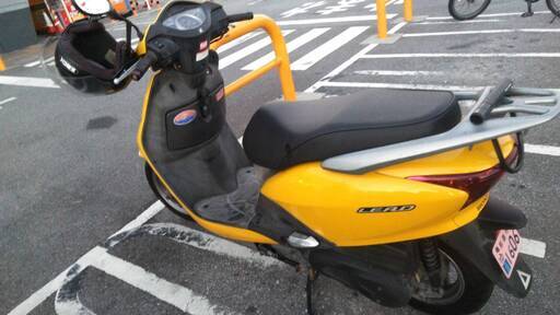 １１０ＦＩ車　交渉途中　ナンバープレート付き、乗って帰れます。迷惑メールお断りします。