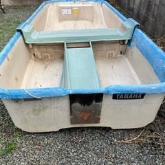 YAMAHA2分割FRPボート、SUZUKI4スト2馬力船外機