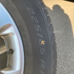 ピレリ 新品スタッドレス 2023年製 225/65r 17インチ アイスゼロ