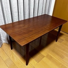 EMO テーブル